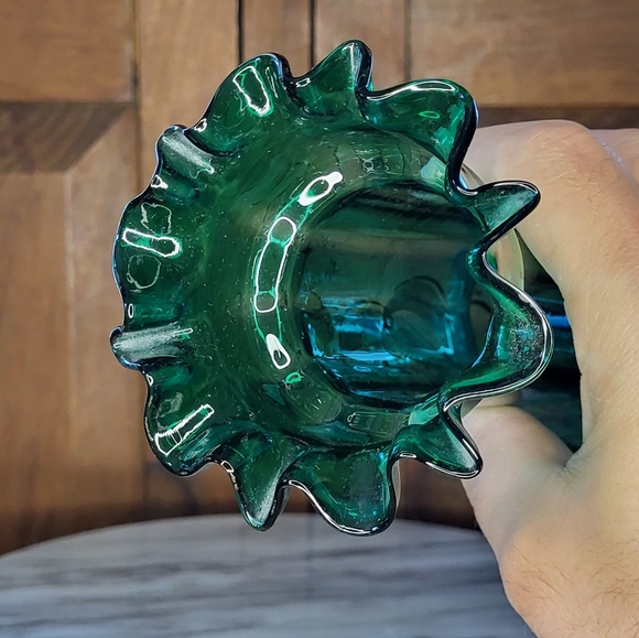 Elegant Green Glass Vase with Gold Accents - Picture 9 of 17